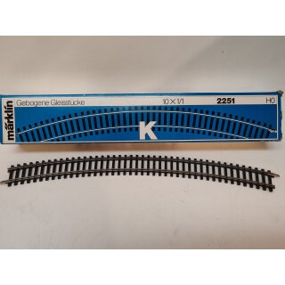 Märklin 2251 K-Gleis gebogen Länge 1/1 = 30° im Großkreis II  Radius 3 = 618,5 mm NEU