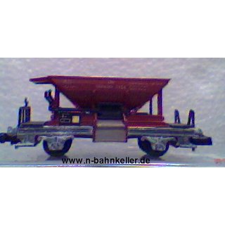 Arnold 0468 Schotterwagen mit Bremserbühne, braun, beladen mit Schotter, grau ohne OVP